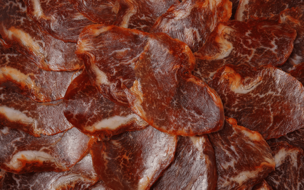 lomo ibérico de bellota con vetas de grasa infiltrada